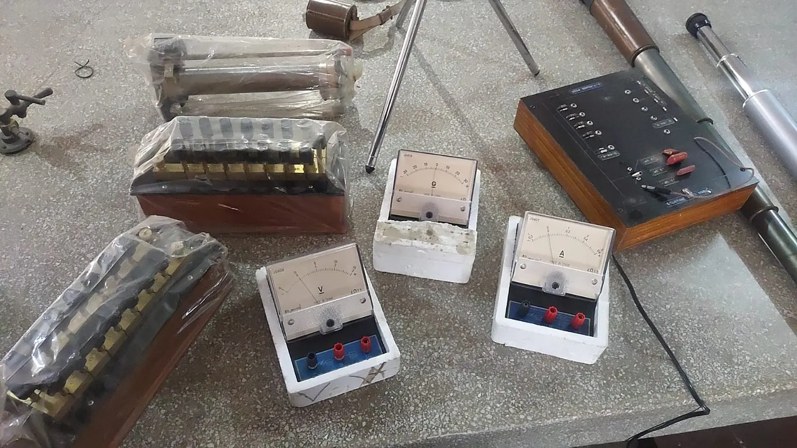 Physics Lab — photo 2