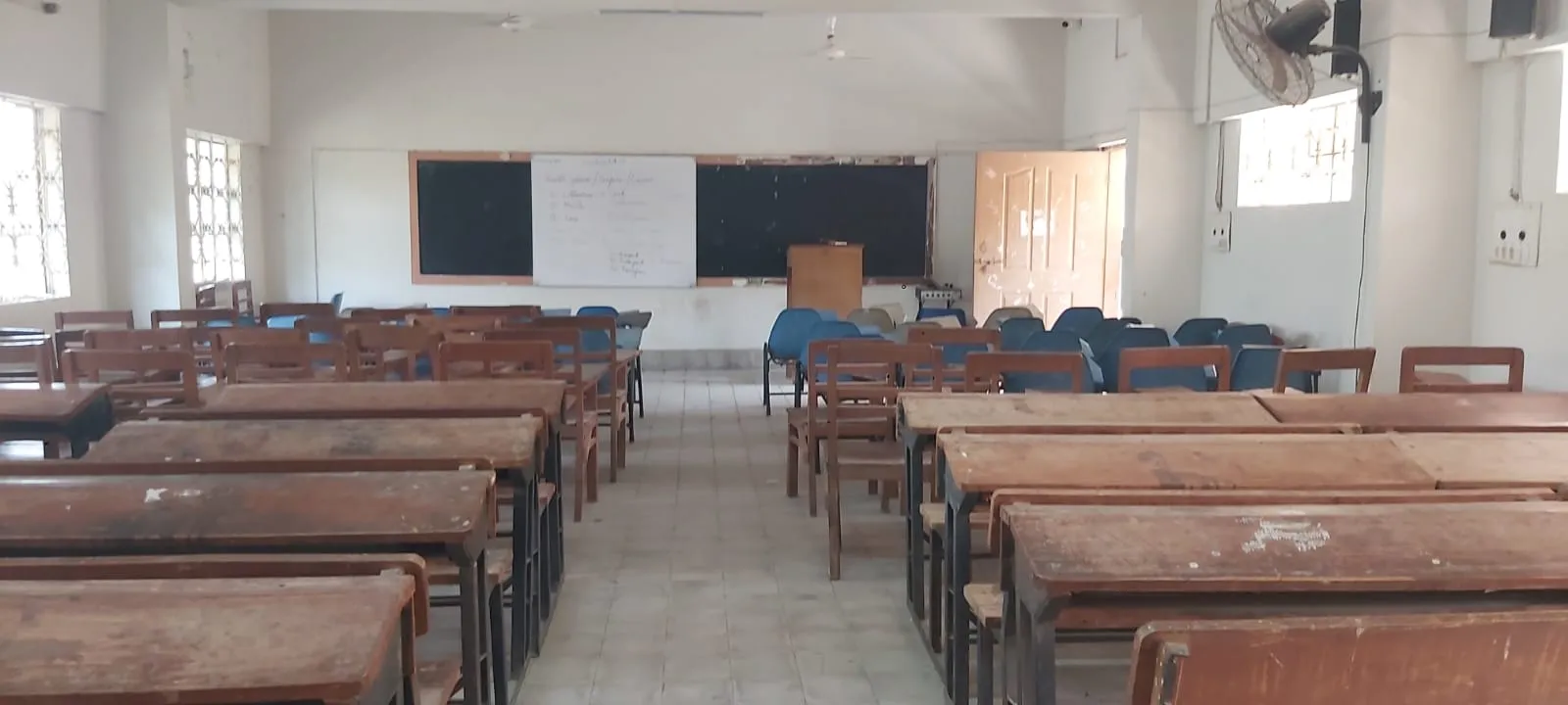 Classrooms — photo 3