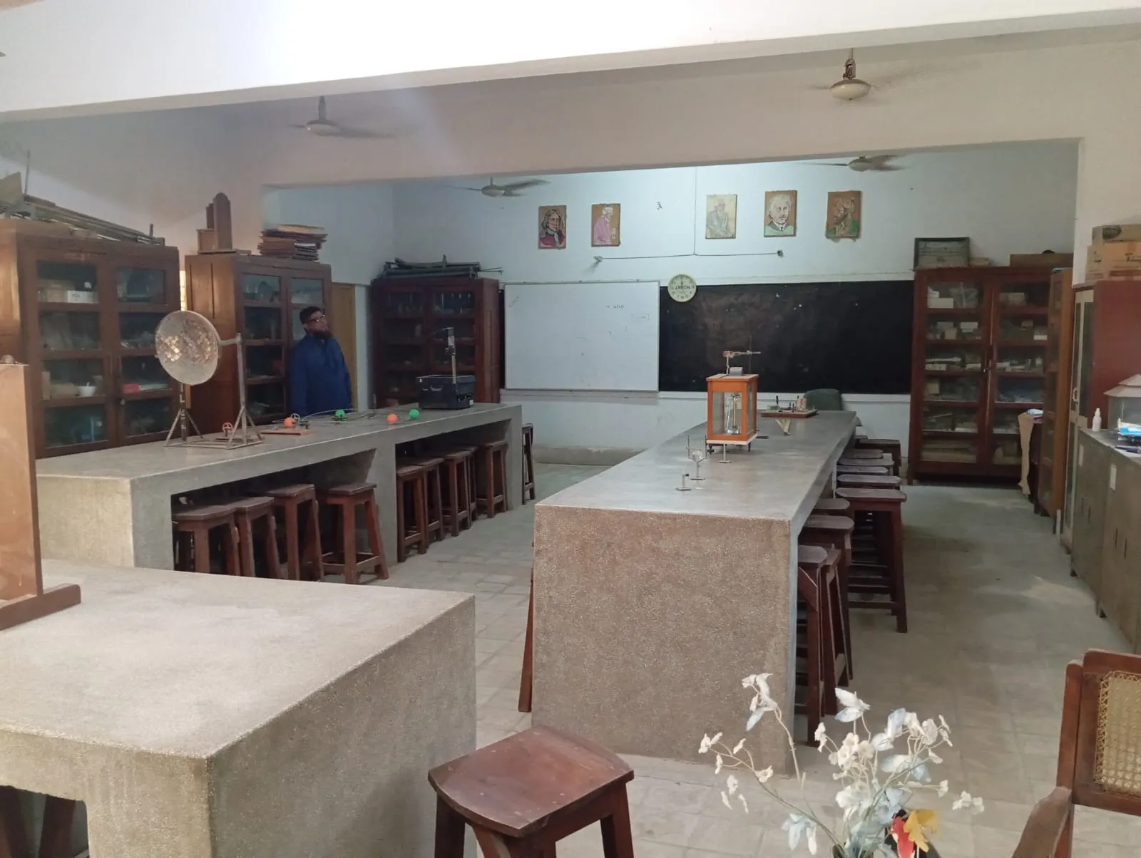 Physics Lab — photo 7