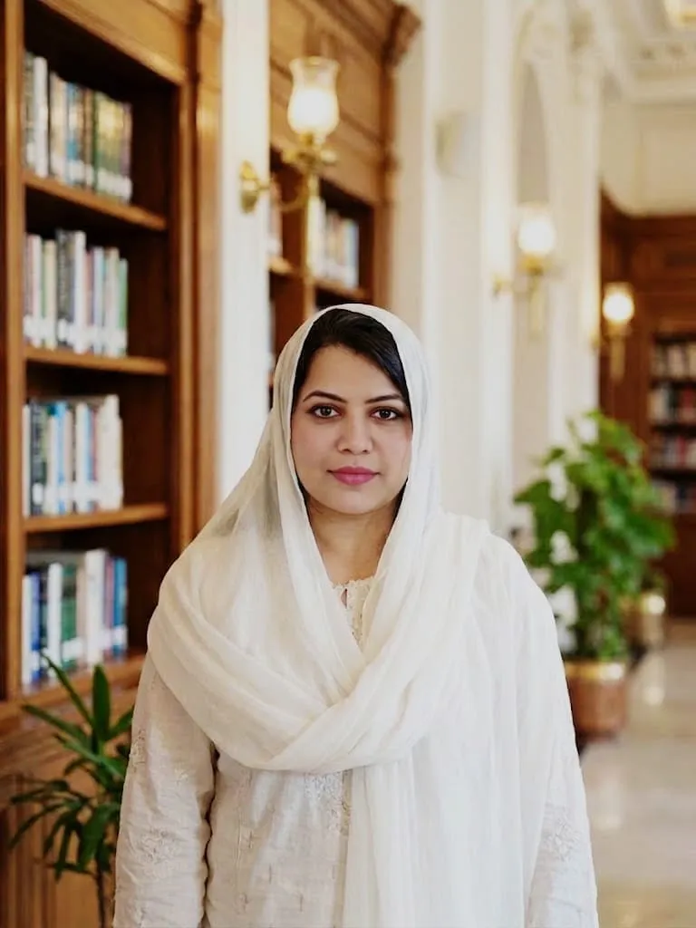Portrait of Prof. Yusra